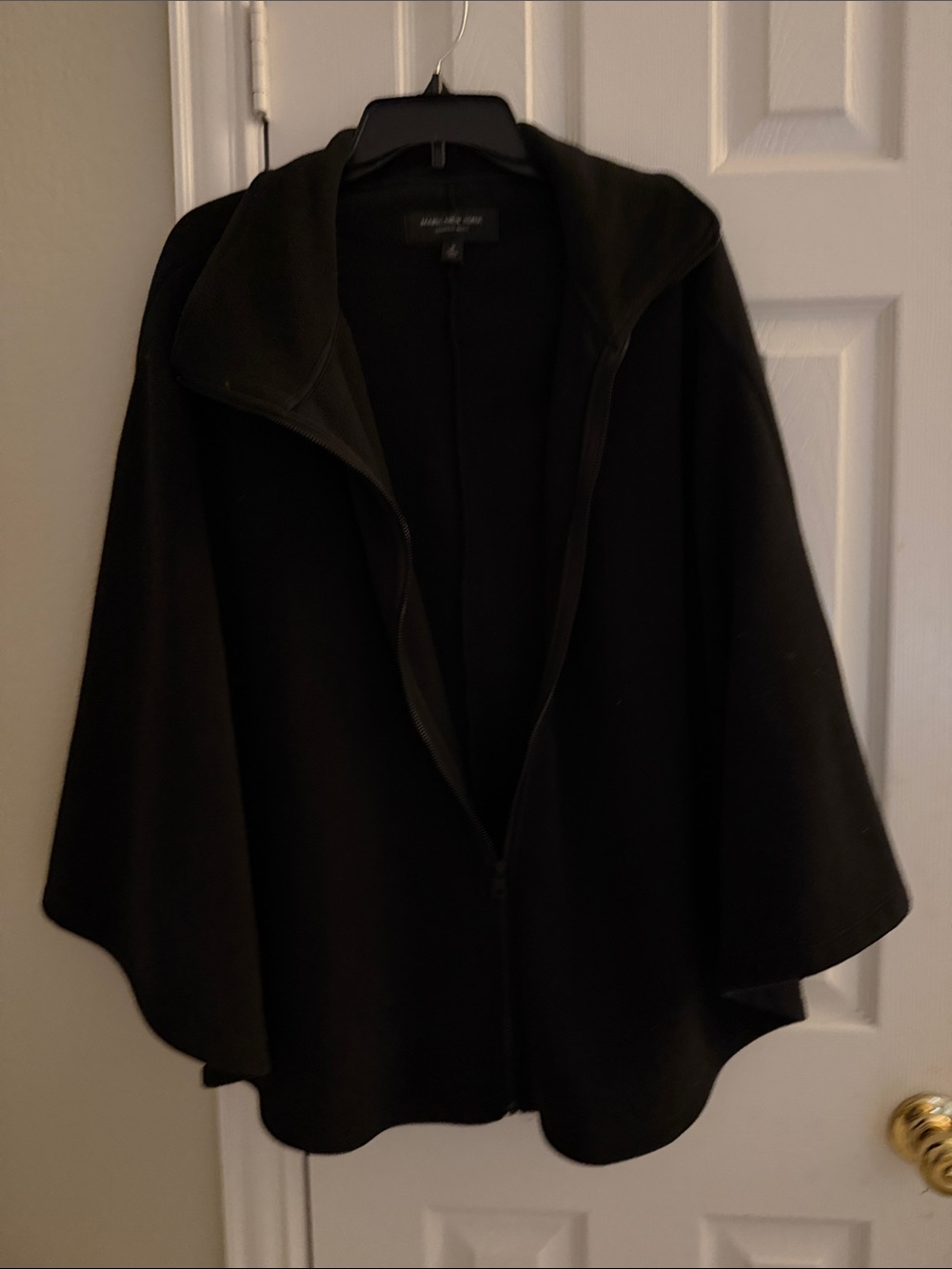 Marc New York Black Cape Size Medium Like New